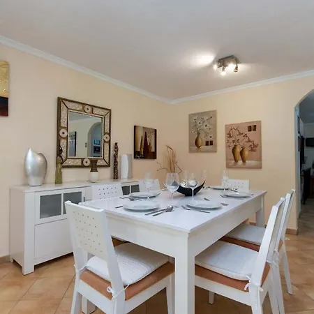 Villa Esmeralda